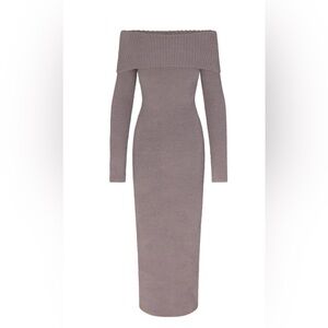 SKIMS NWT Cozy Knit off the shoulder dress. Chalk gray. Size medium.